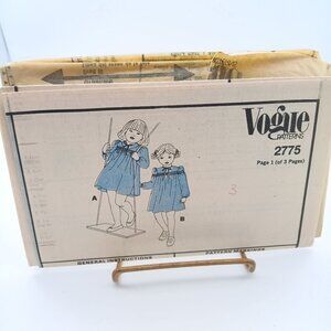 UNCUT Vintage Sewing PATTERN Vogue 2775, Girls 1980s Dress, Child Size 3